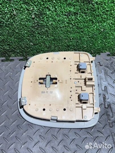 Фонарь салона (плафон) Hyundai Santa Fe 2.2 2008