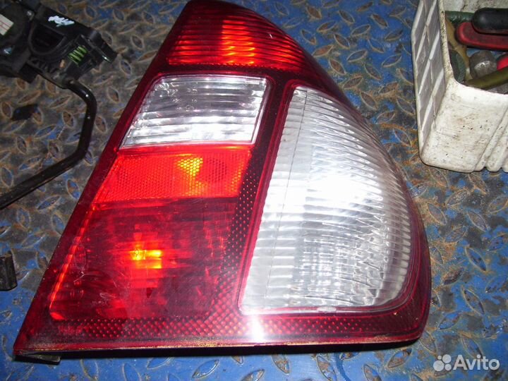 Рено симбол фонарь правый