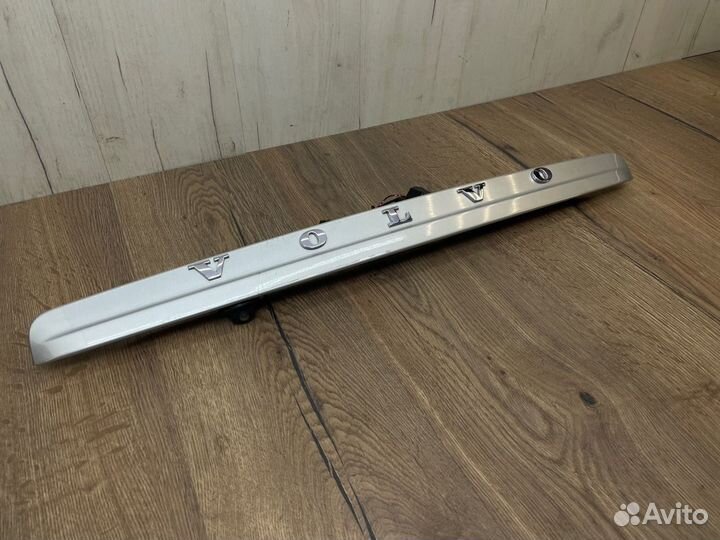 Накладка крышки багажника Volvo V50 MW42 B4204 2.0