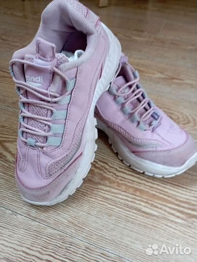 Кроссовки для девочки 30 размер