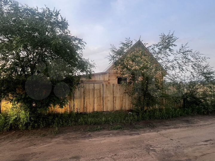 Дом 56 м² на участке 17 сот.