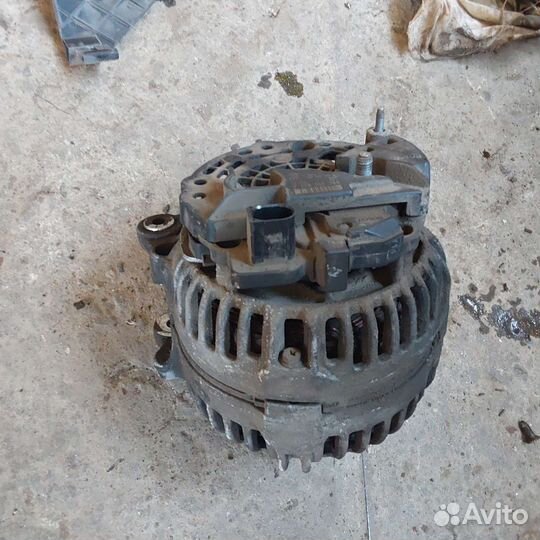 VW polo 5 sed 1.6 генератор