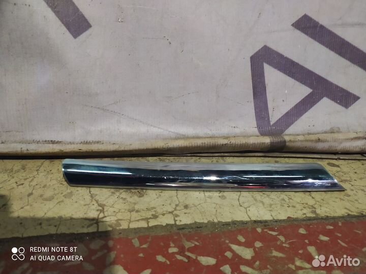 Молдинг решётки радиатора левый KIA Sportage 2