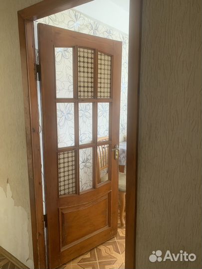 Двери межкомнатные из дерева