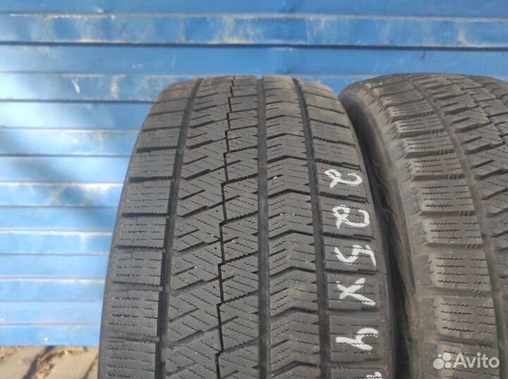 Bridgestone Blizzak VRX2 225/45 R17 92Q