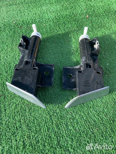 Форсунки омывателей фар Subaru Legacy