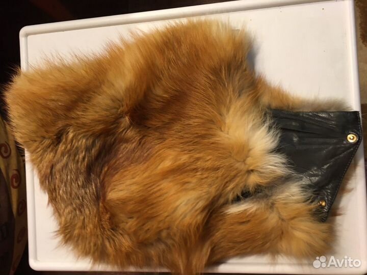 Лиса капюшон меховой воротник натуральный