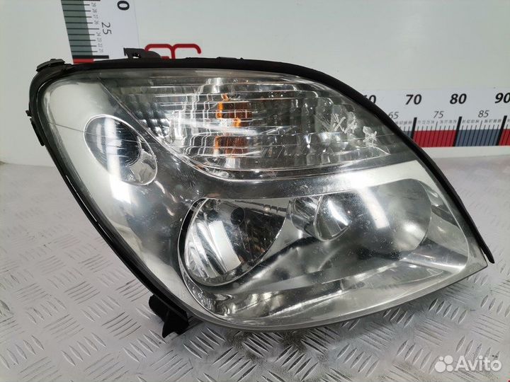 Фара передняя для Renault Scenic 1 260102746R