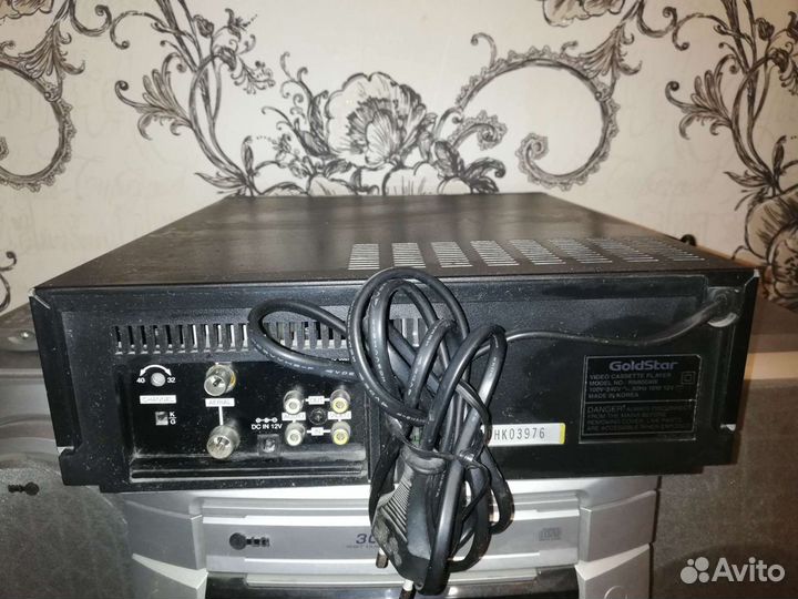 Видеомагнитофон