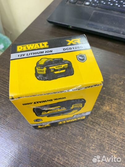 Dewalt dcb126g
