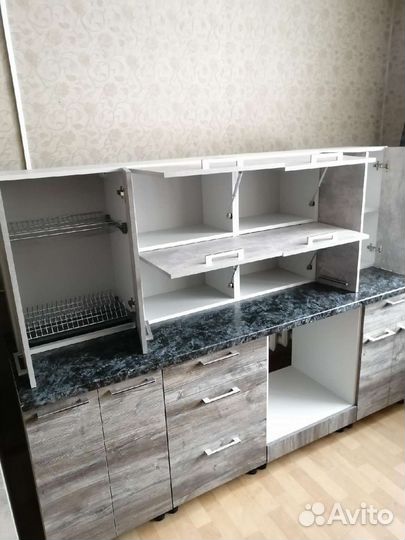 Кухонный гарнитур новый