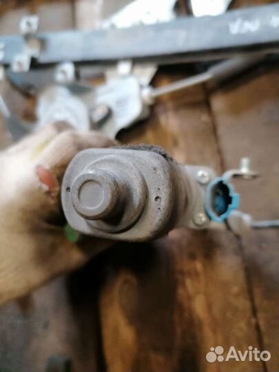 Стеклоподъемник передний правый лачетти