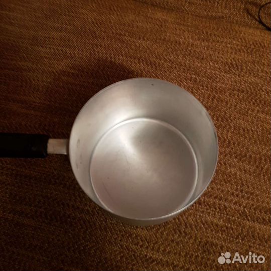 Бидоны, ковши, кастрюли