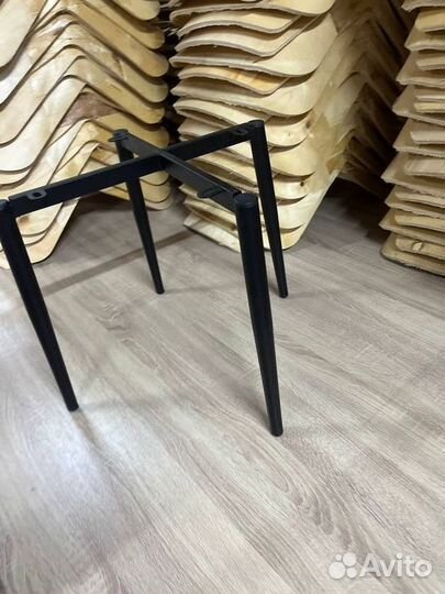 Металлические ножки/опора для стула