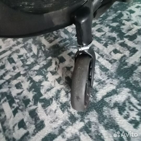 Коляска для двойни