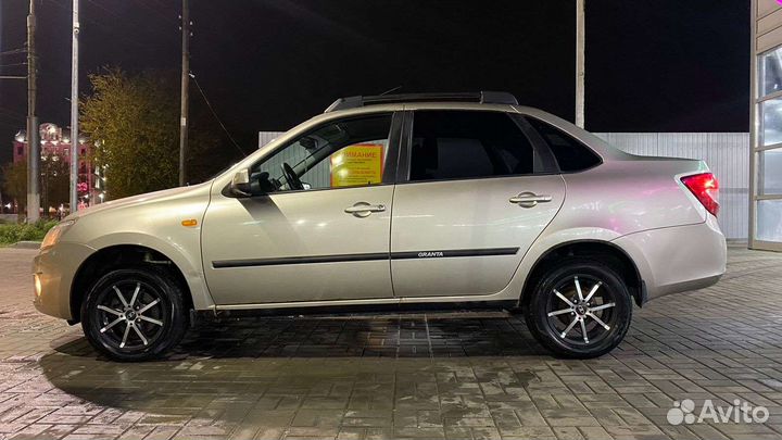 LADA Granta 1.6 МТ, 2013, 123 926 км