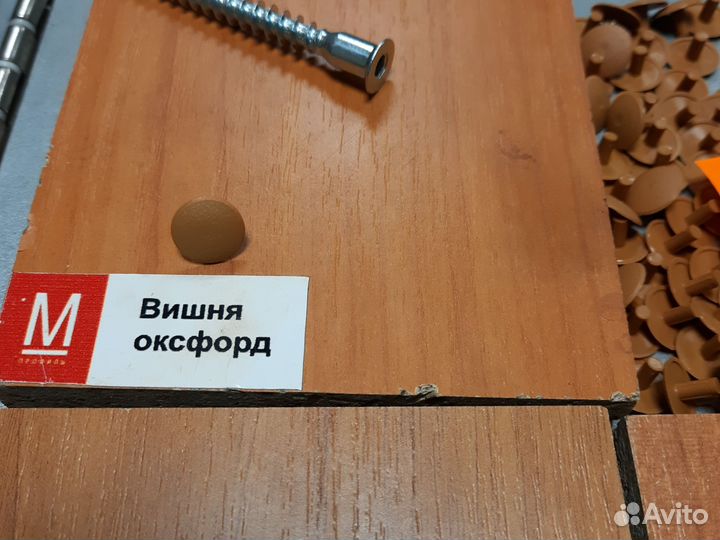 100 штук: заглушка Ольха для евровинта