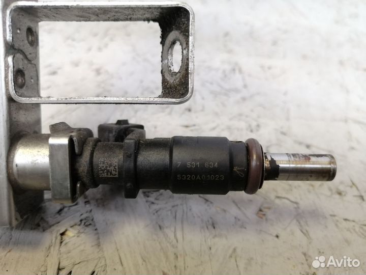 Форсунка топливная BMW 5-серия E60/E61