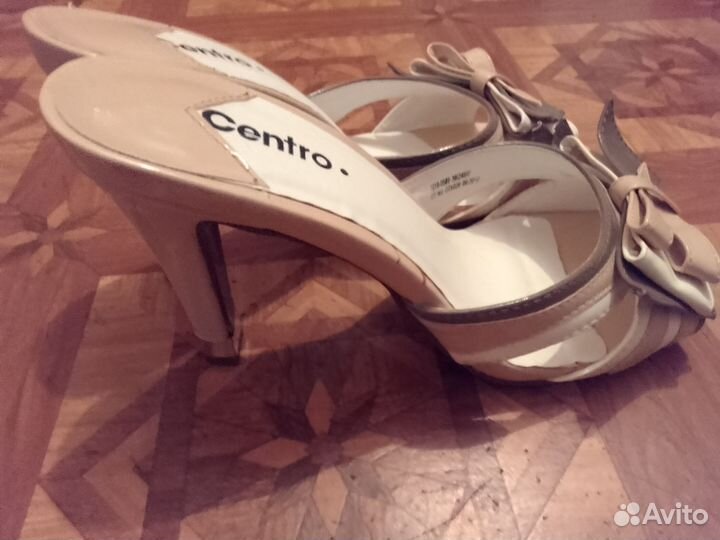 Шлепанцы женские 38 размер