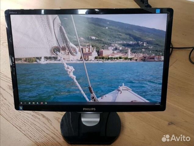 Монитор Philips Brilliance 190C