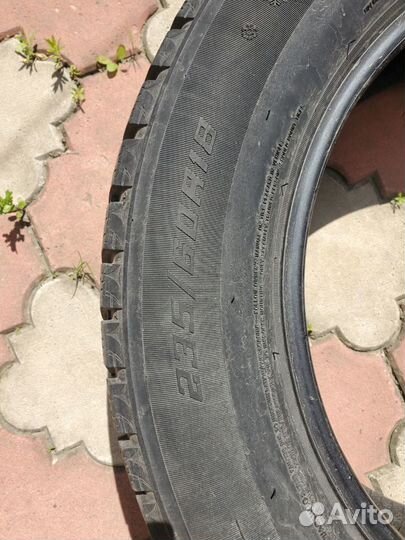 Triangle TR757 235/60 R18