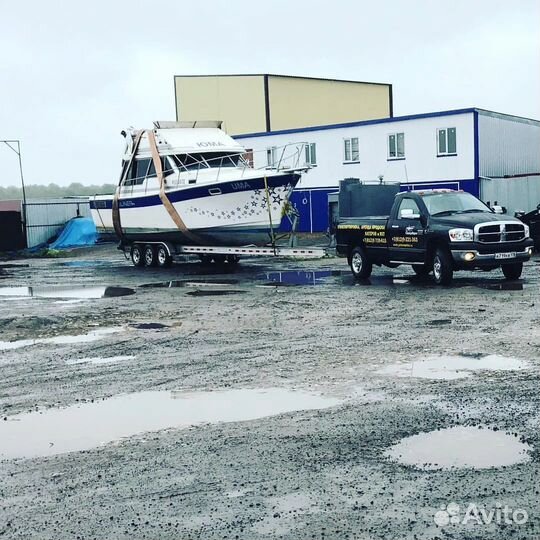 Катер водоизмещающий