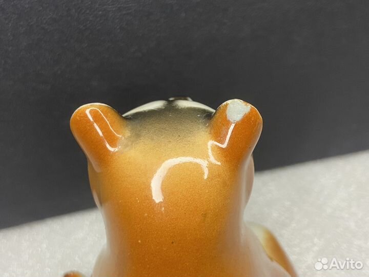 Фарфоровая статуэтка Енот лфз