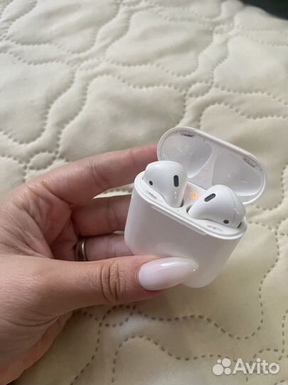 Apple airpods