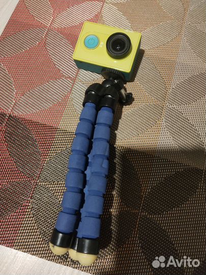 Экшен камера xiaomi yi