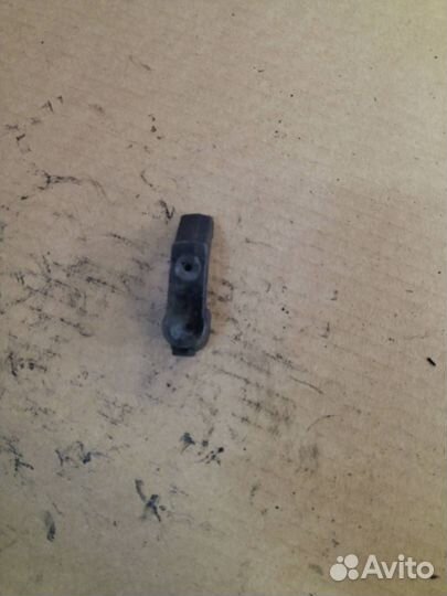 Коромысло клапана (рокер) MAN TGX 2008 51041200025