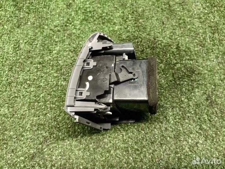 Дефлектор воздушный Kia Cerato