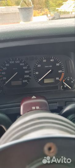 Volkswagen Golf 1.8 МТ, 1995, битый, 161 900 км
