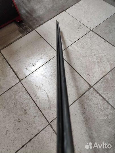 Молдинг стекла передней левой двери Opel Corsa D