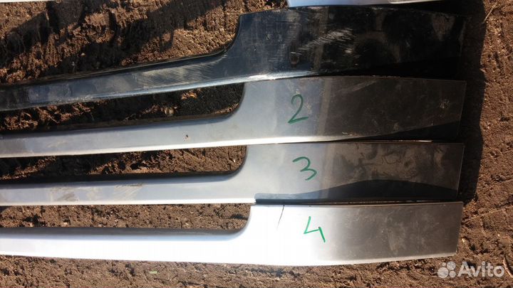 Range Rover L405 молдинг лев на задний бампер