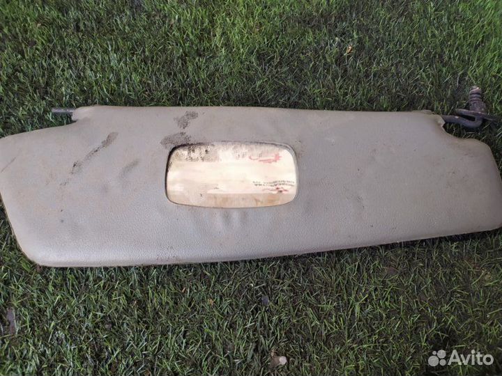 Козырек солнцезащитный правый Газ 3110