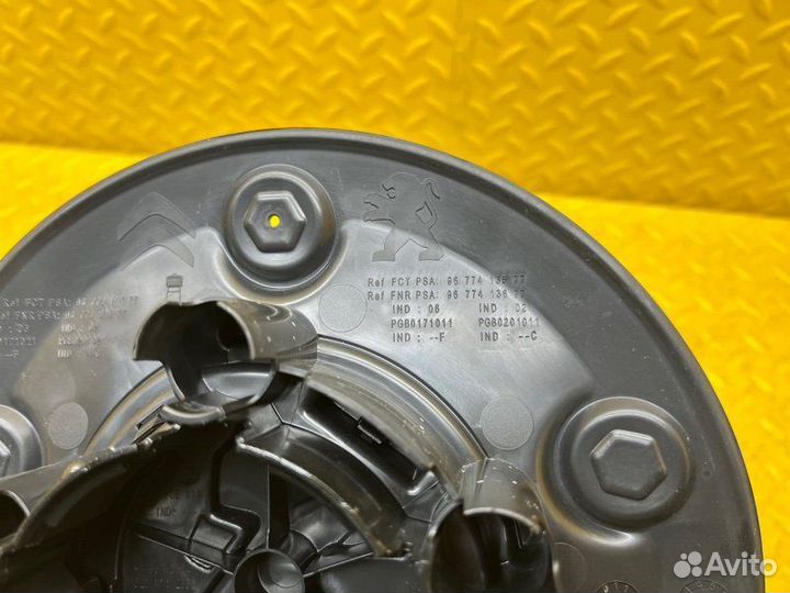 Колпак колеса Peugeot Traveller RHH(DW10cted4)