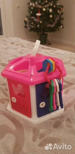 Домик-сортер с ключиками