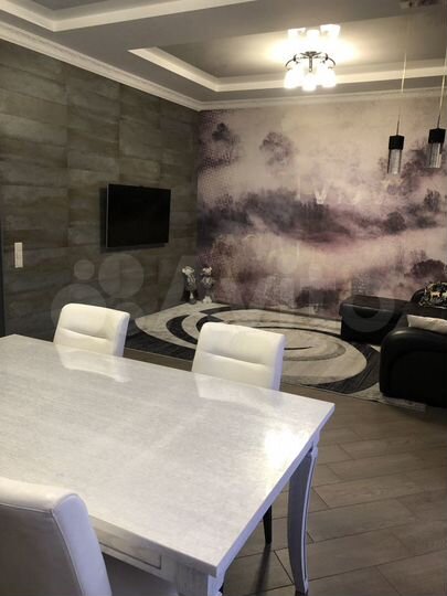 Дом 220 м² на участке 6 сот.