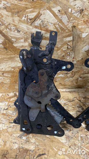 Моторчики заднего сиденья BMW x5, e53