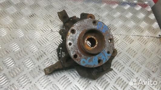 Ступица передняя правая renault megane 3 (YEA30N90