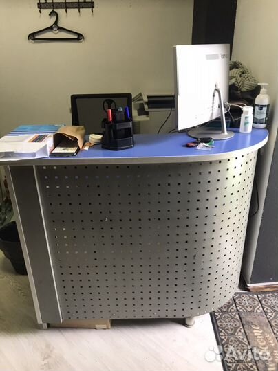 Стойка ресепшн бу