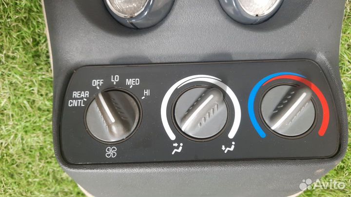 Потолочная консоль Chevrolet Suburban GMT400