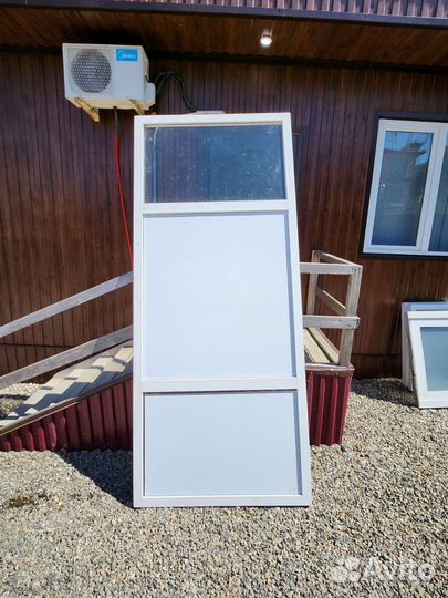 Двери пластиковые бу