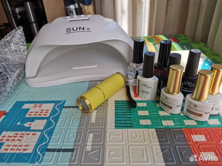 UV-лампа SunX и набор для гель-лака