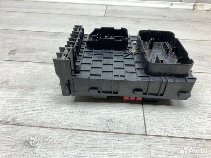 Блок предохранителей Audi A3 хэтчбек BGU 2005