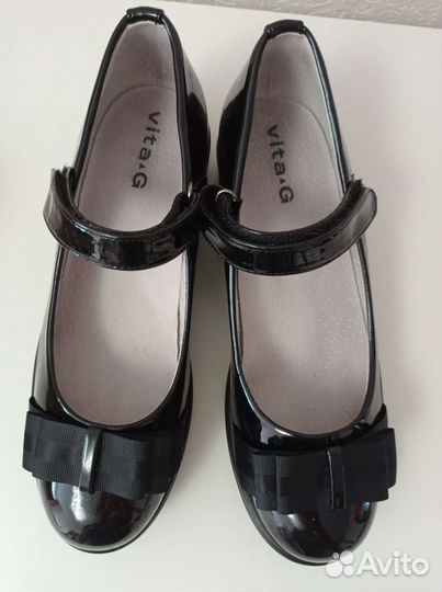 Туфли на девочку 36