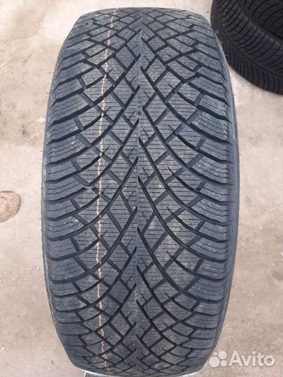 Nokian Tyres Hakkapeliitta R5 275/50 R22