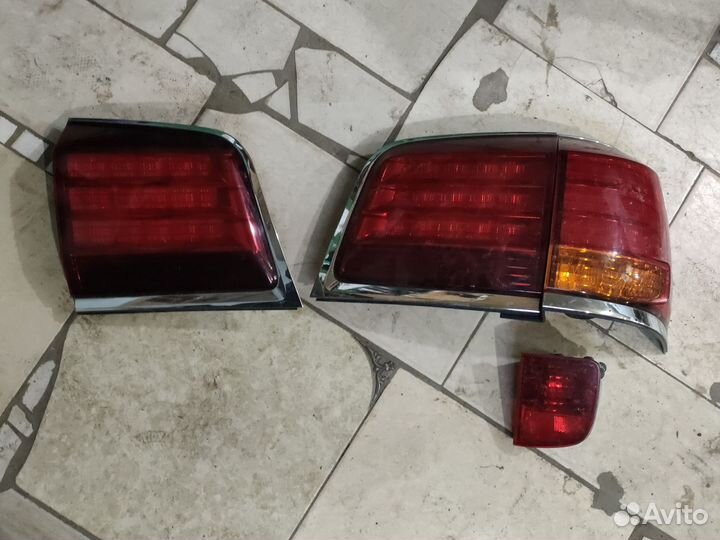 Фонари задние lexus 570