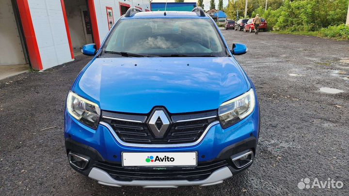Renault Sandero Stepway 1.6 AT, 2021, 18 100 км