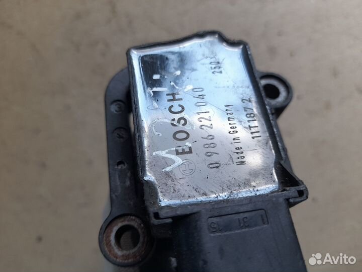 Катушка зажигания 0986221040 Мерседес C-Класс